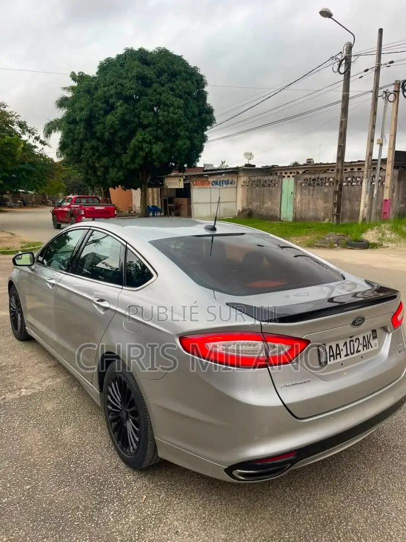 Ford Fusion 2016 Gris