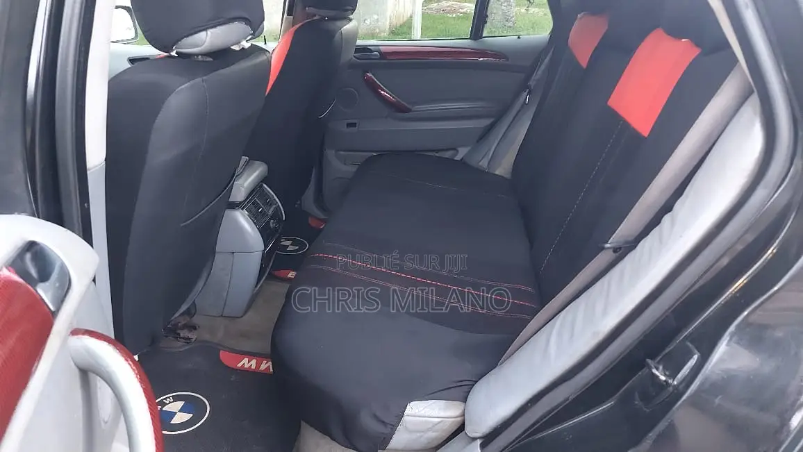 BMW X5 2006 Noir Mat