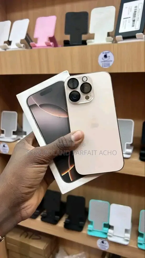 Nouveau Apple iPhone 16 Pro 256 GB Noir