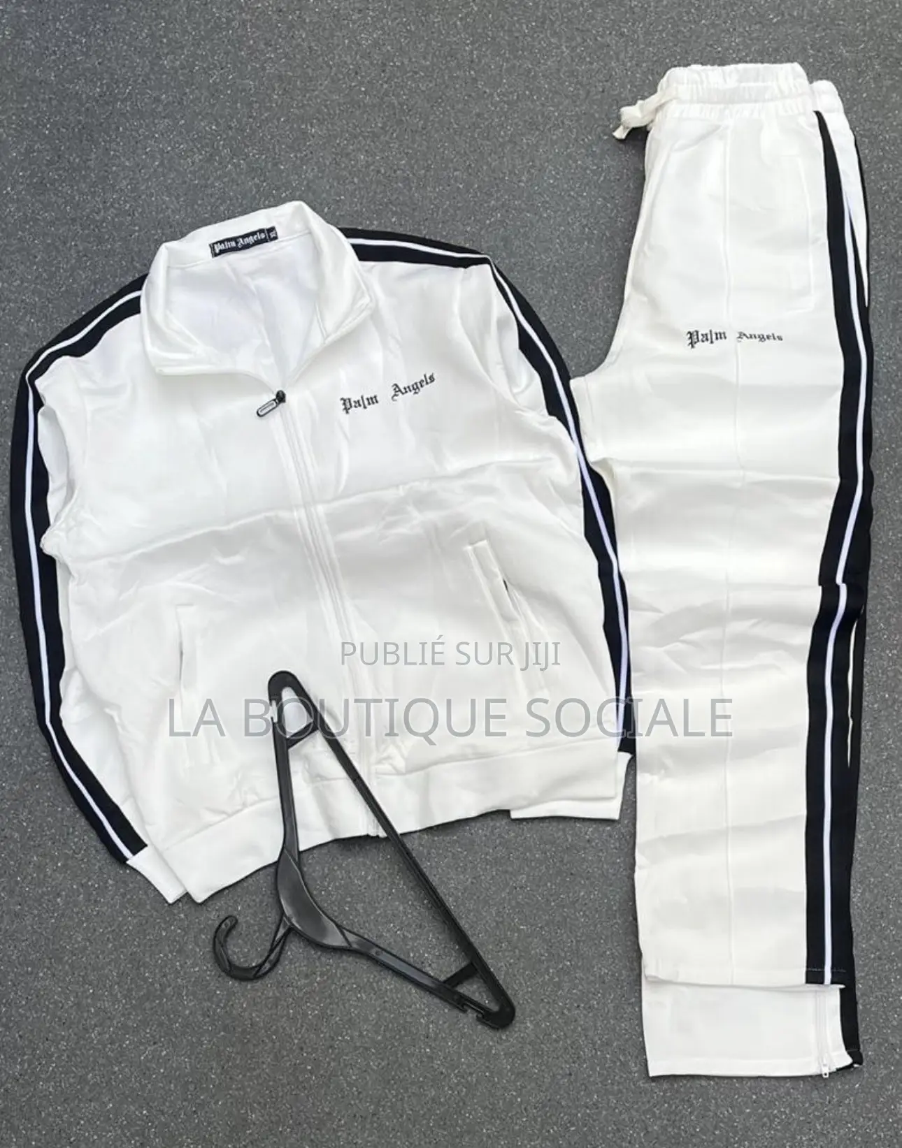 Complets De Qualité