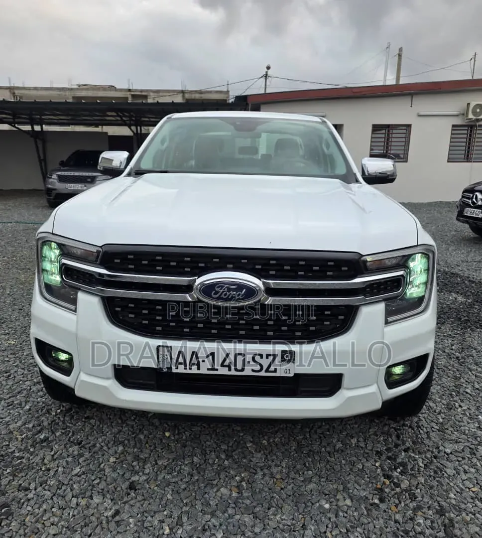 Nouveau Ford Ranger 2025 Blanc cassé