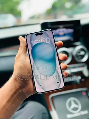 Nouveau Apple iPhone 15 Plus 256 GB Blanc