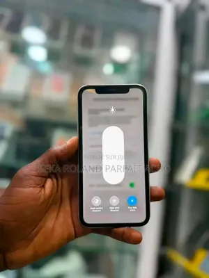 Nouveau Apple iPhone 11 128 GB Blanc