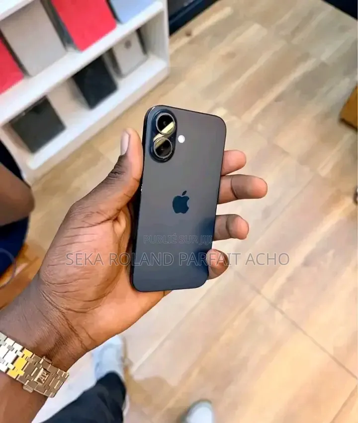 Nouveau Apple iPhone 16 Plus 256 GB Noir