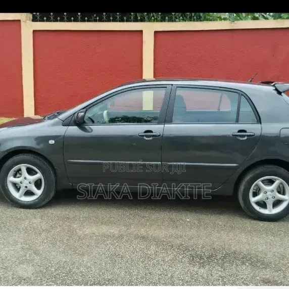 Toyota Corolla 2004 Noir