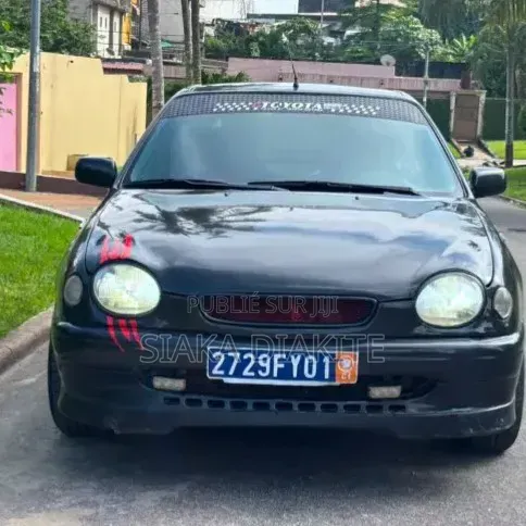 Toyota Corolla 2001 Noir