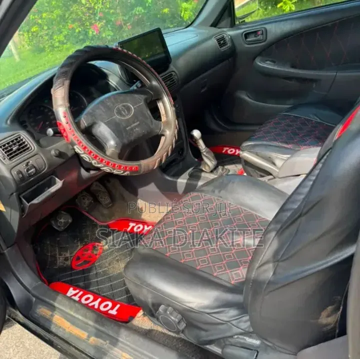 Toyota Corolla 2001 Noir