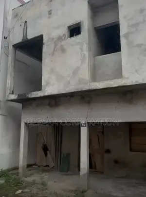 5chbre Duplex dans Beraka Corporation, Cocody à Vendre