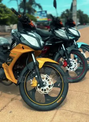 Nouveau KTM Autre 2024 Jaune