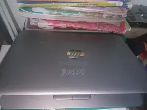 Ordinateur portable HP EliteBook 840 G3 8GB Intel Core i5 HDD 128GB