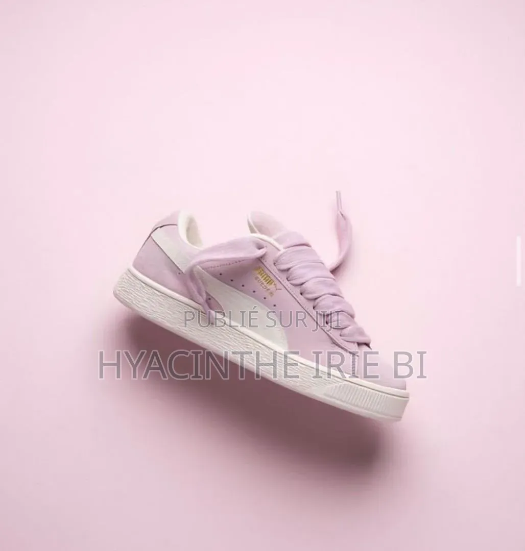 Puma Suède  Xl 
Pointures : 37 À 45
Prix  : 20.000 F
Appel/