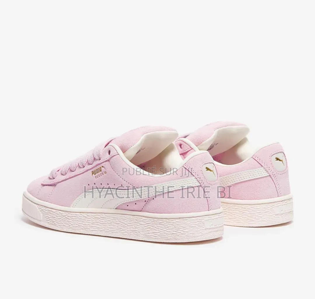 Puma Suède  Xl 
Pointures : 37 À 45
Prix  : 20.000 F
Appel/