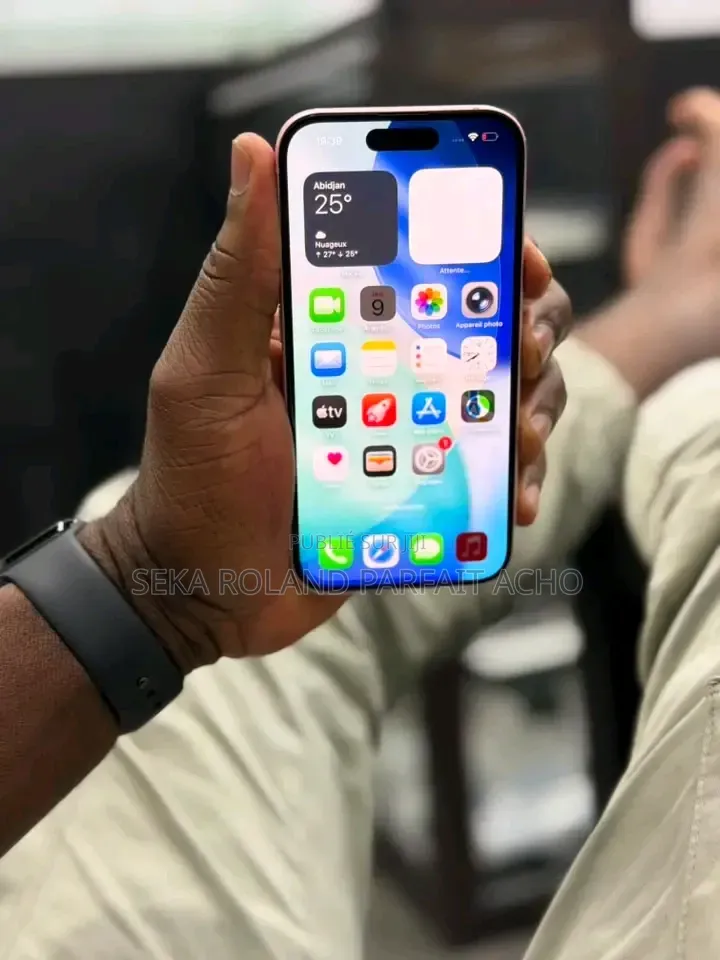 Nouveau Apple iPhone 15 128 GB Blanc