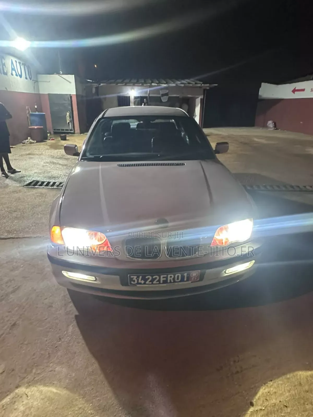 BMW 3 Series 318i RWD 2001 Blanc