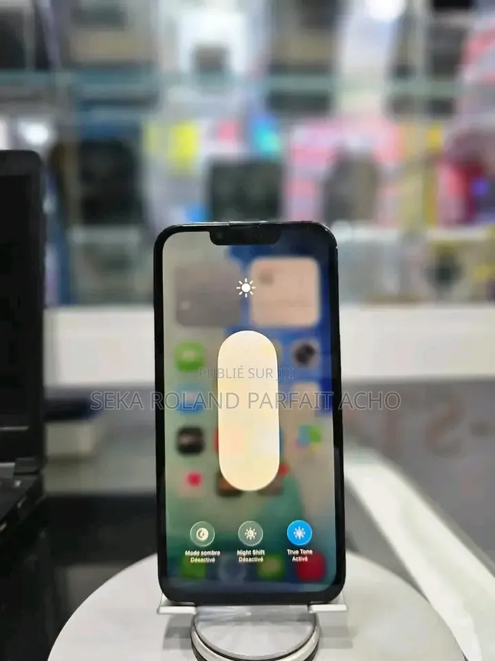Nouveau Apple iPhone 13 128 GB Noir