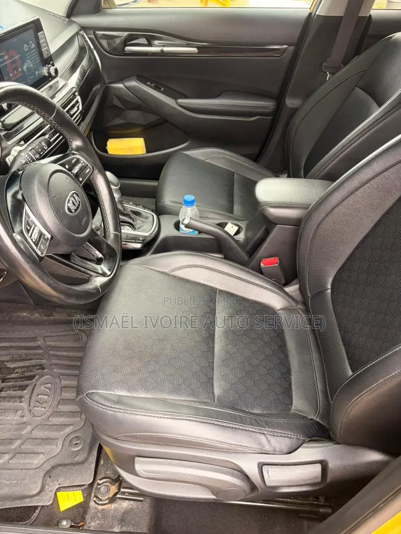 Kia Seltos 2021 Jaune