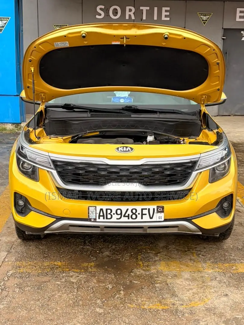 Kia Seltos 2021 Jaune