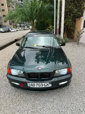 BMW 318i 2000 Vert