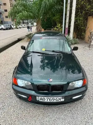 BMW 318i 2000 Vert