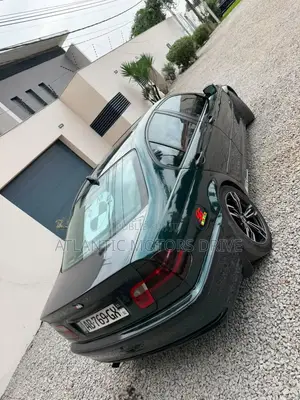 BMW 318i 2000 Vert