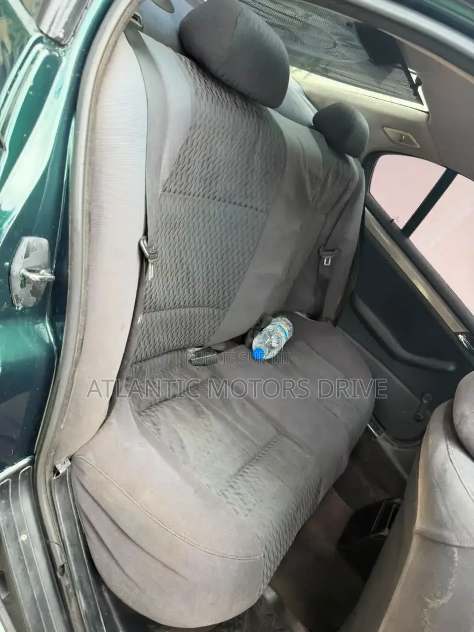 BMW 318i 2000 Vert