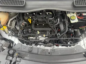 Ford Escape Titanium 4x4 2018 Argenté