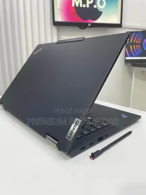 Nouveau Lenovo ThinkPad x13 Yoga 8GB Intel Core i5 SSD 256GB