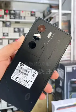 Nouveau Itel P70 64 GB Noir