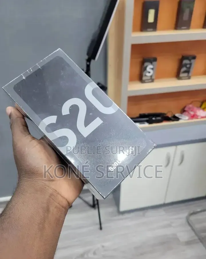 Nouveau Samsung Galaxy S20 128 GB Noir