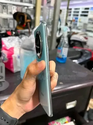 Nouveau Oppo A3 Pro 512 GB Autre