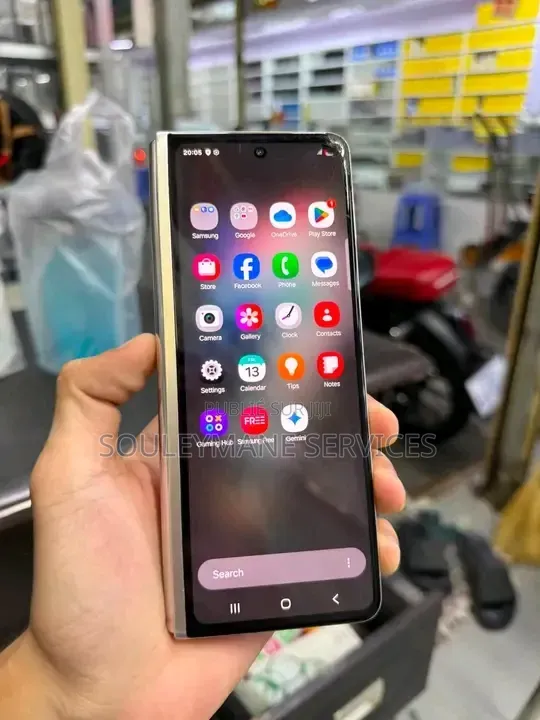 Nouveau Samsung Galaxy Z Fold 3 512 GB Autre