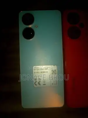 Nouveau Tecno Camon 19 128 GB Bleu