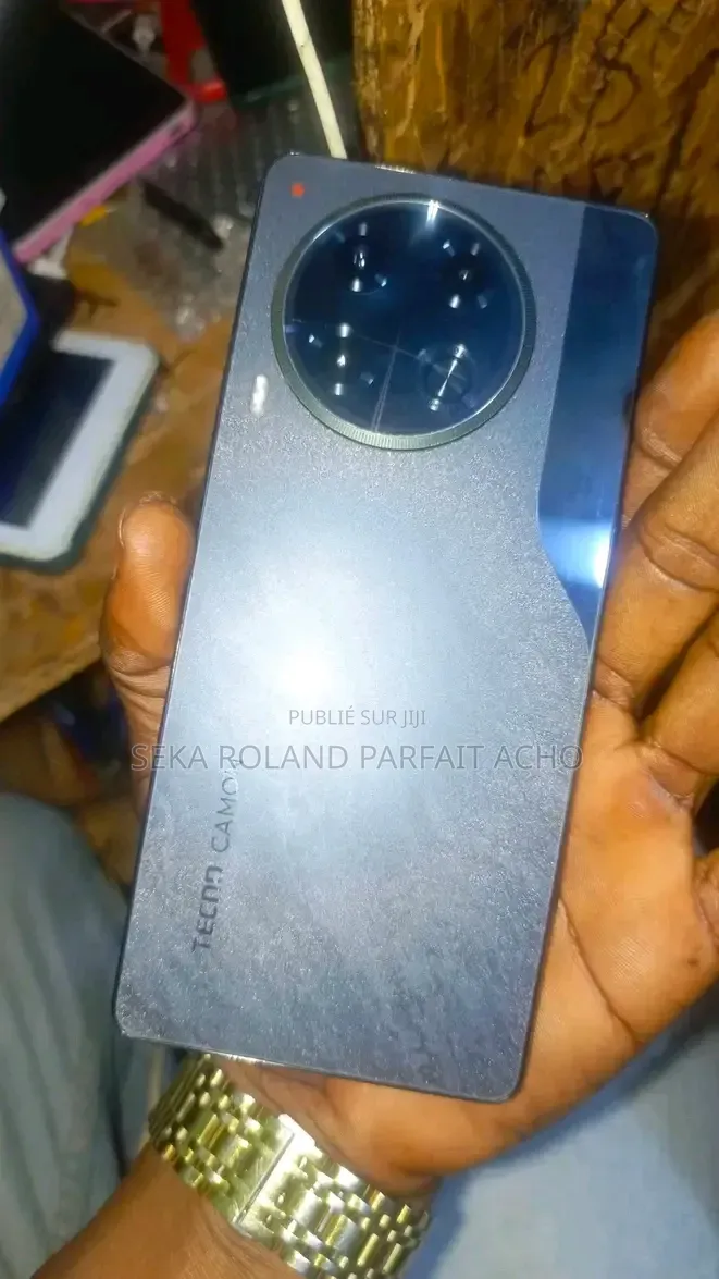 Nouveau Tecno Camon 30 256 GB Noir