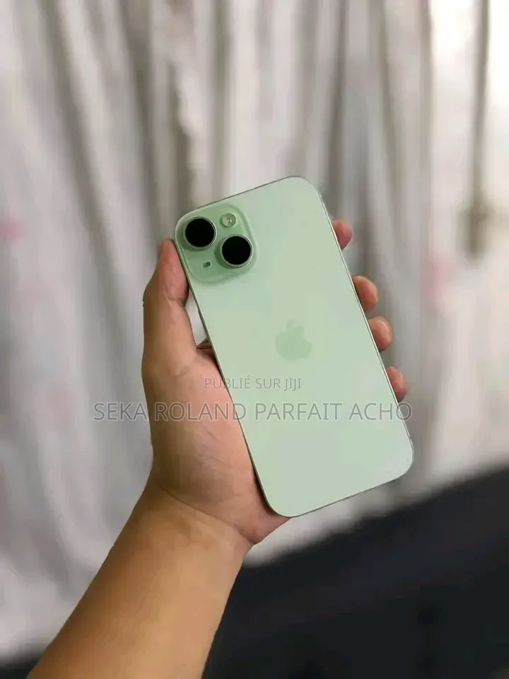 Nouveau Apple iPhone 15 128 GB Gris
