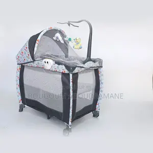 Lit De Bébé