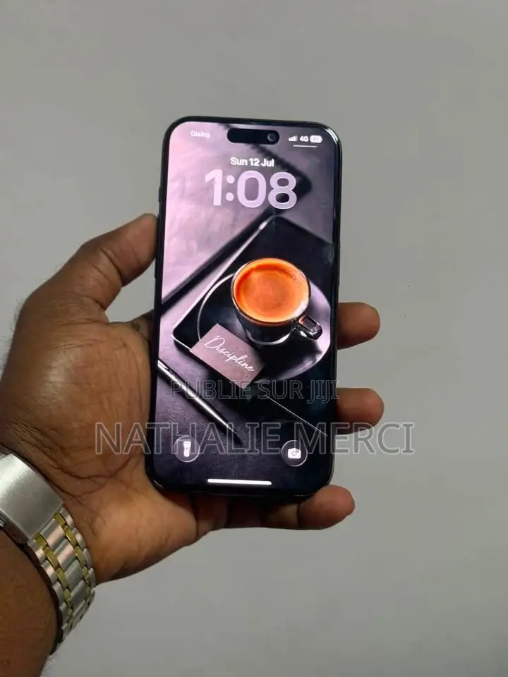 Nouveau Apple iPhone 15 Pro 256 GB Noir