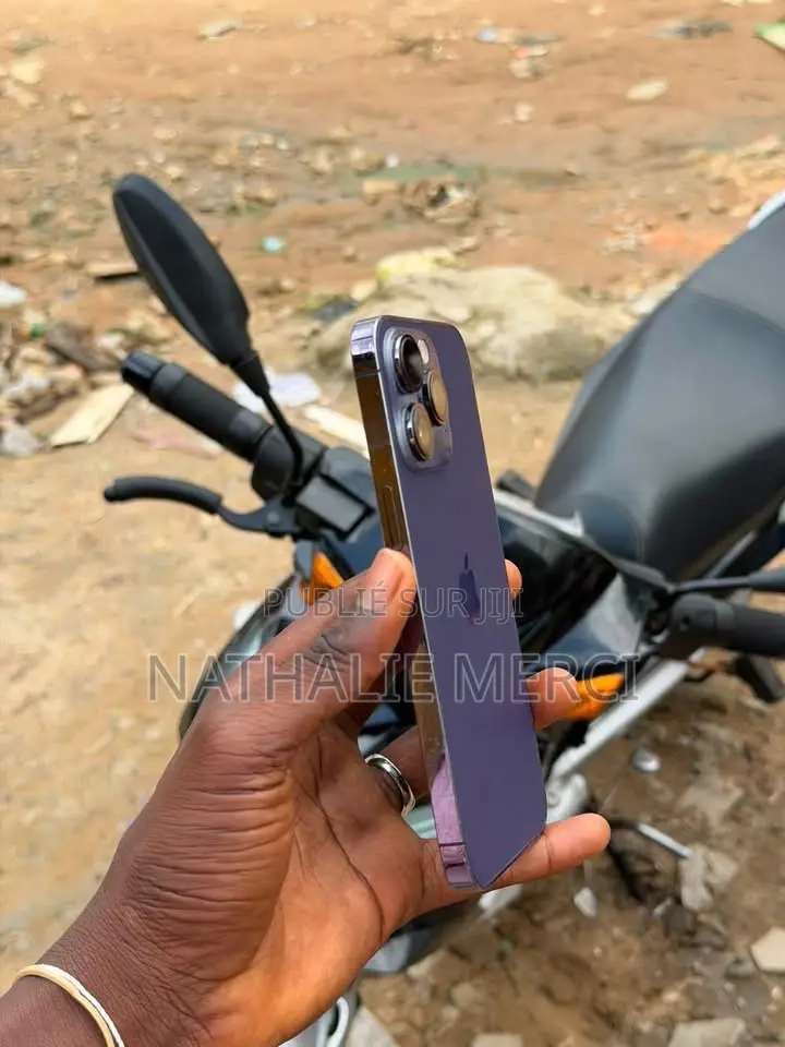 Nouveau Apple iPhone 14 Pro 256 GB Noir