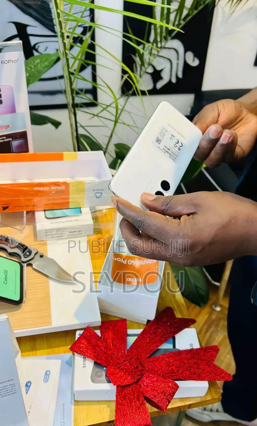 Nouveau Tecno Spark 40 Pro+ 128 GB Blanc