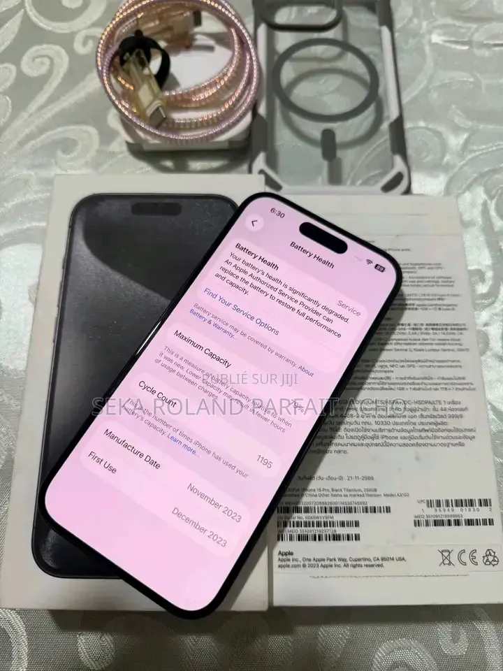 Nouveau Apple iPhone 15 Pro 256 GB Noir