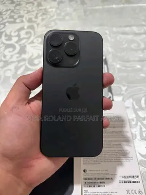 Nouveau Apple iPhone 15 Pro 256 GB Noir