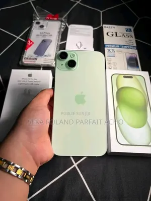 Nouveau Apple iPhone 15 Plus 256 GB Blanc