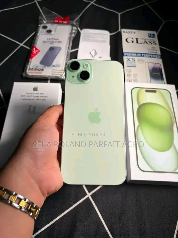 Nouveau Apple iPhone 15 Plus 256 GB Blanc