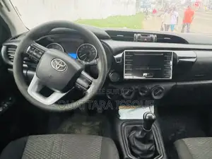 Toyota Hilux Revo Double Cab Deisel 2.4 AWD 2018 Noir