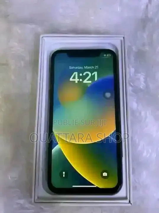 Nouveau Apple iPhone 7 128 GB Noir