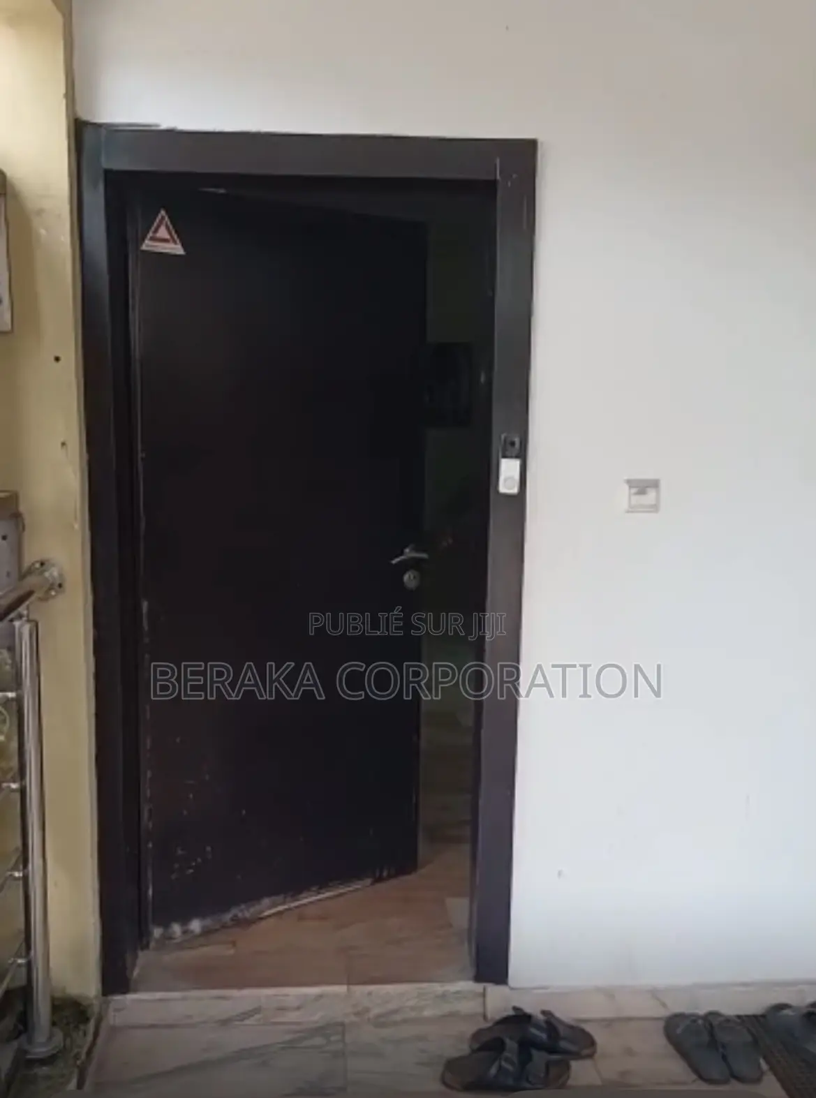 3chbre Maison dans Beraka, Cocody à Vendre
