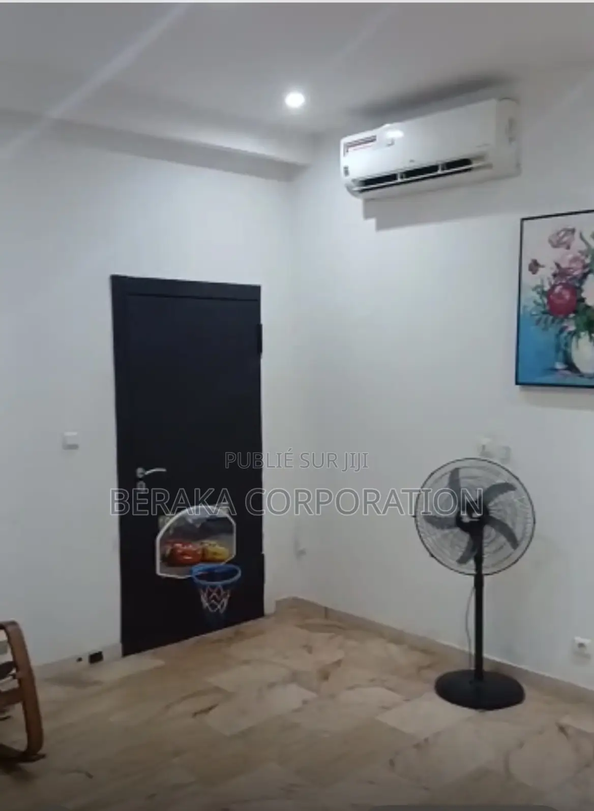 3chbre Maison dans Beraka, Cocody à Vendre