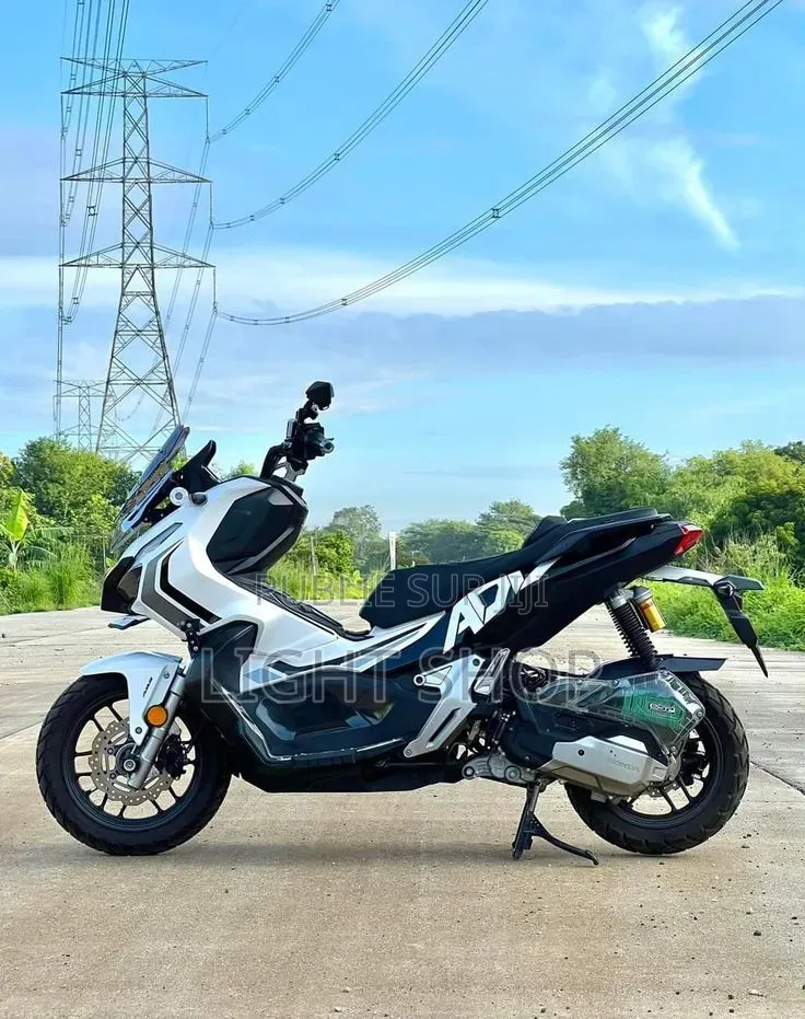 Nouveau Aprilia Classic 2025 Noir
