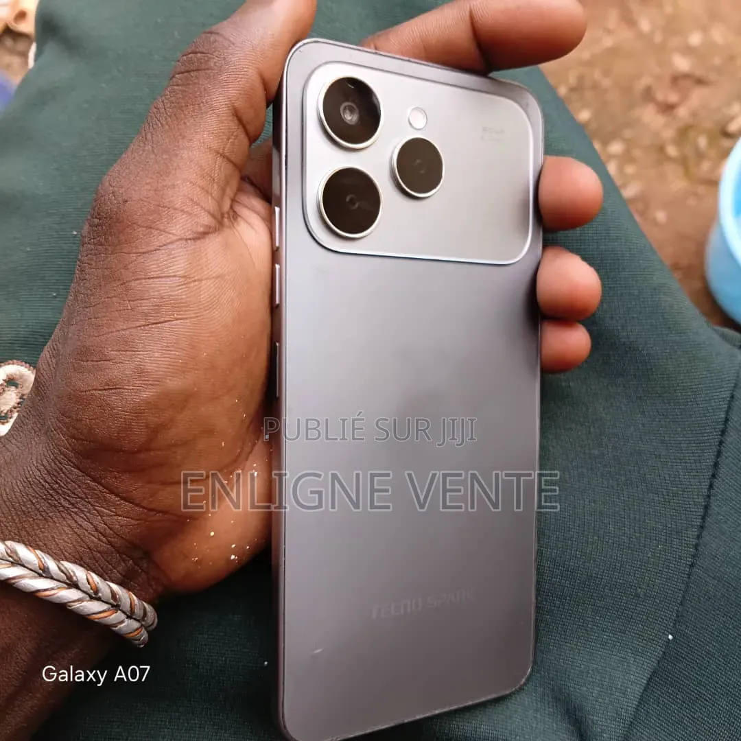 Tecno Spark 40 128 GB Autre