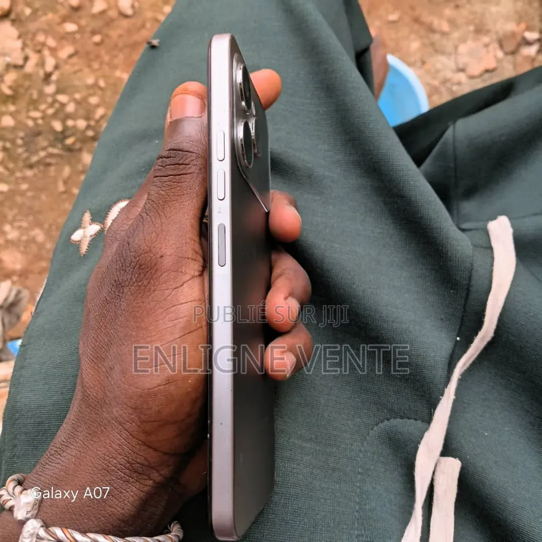 Tecno Spark 40 128 GB Autre