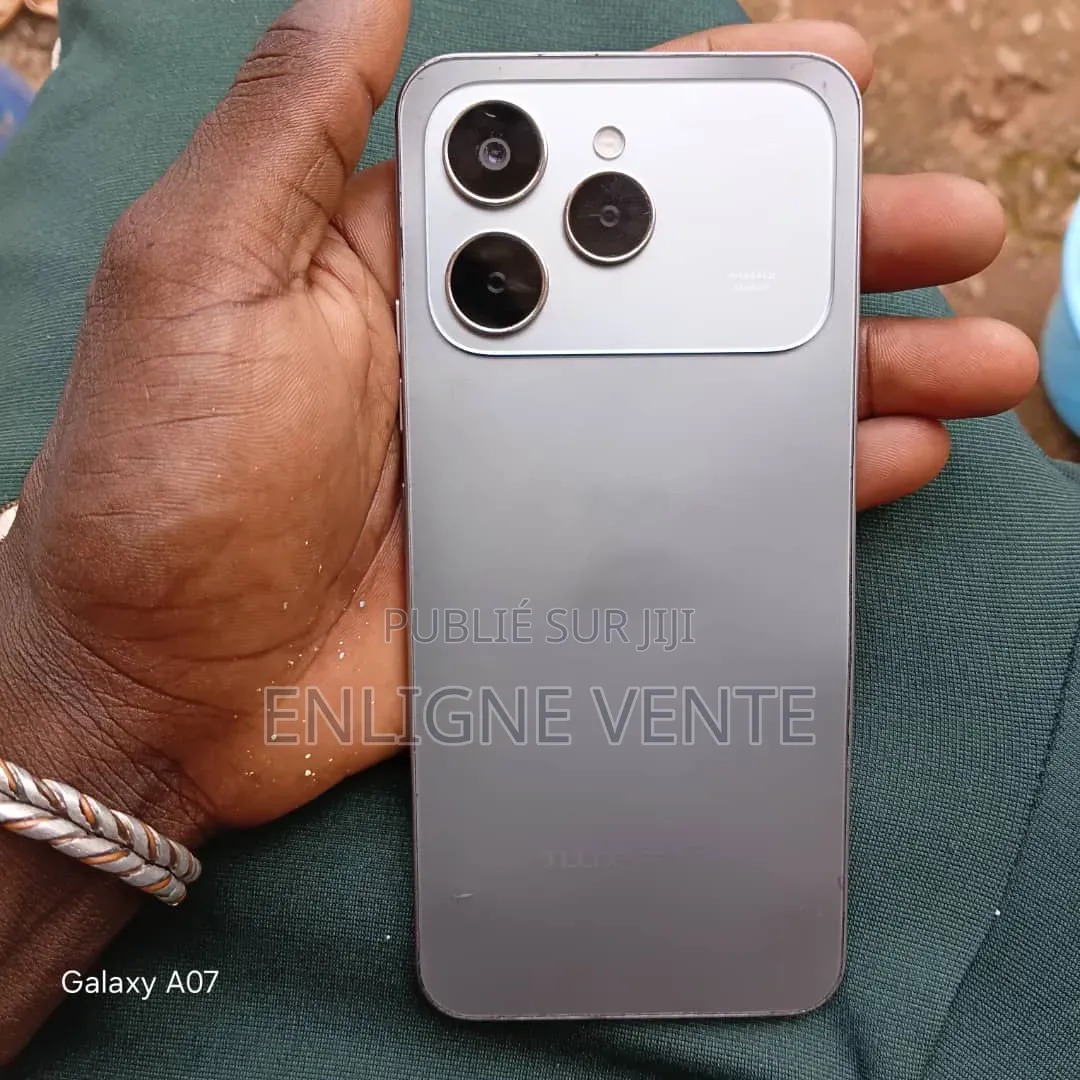 Tecno Spark 40 128 GB Autre